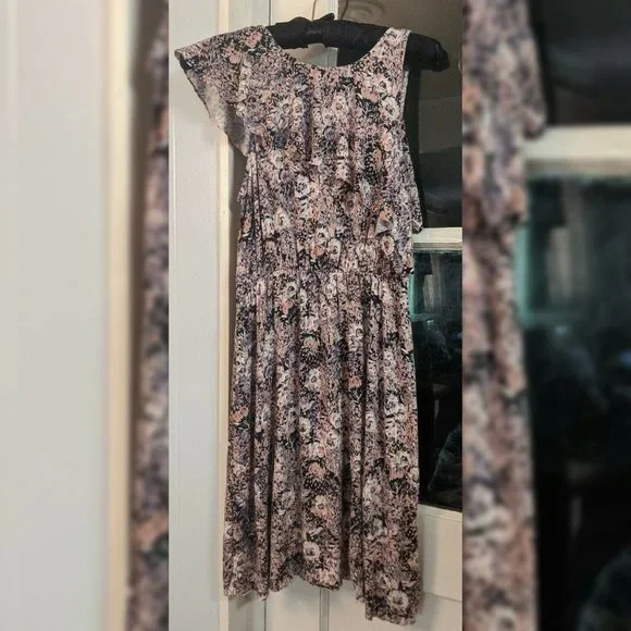 Kimchi Cute Black Pink Floral Dress Straps Sleeveless Asymmetrical Ruffles Sz Sm - Picture 2 of 5